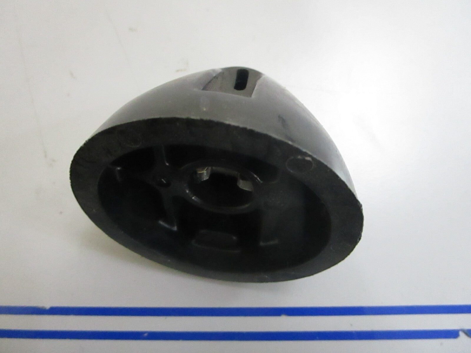 *NEW OEM* 0810 OMC Johnson Evinrude Propeller Cone 380609 0380609
