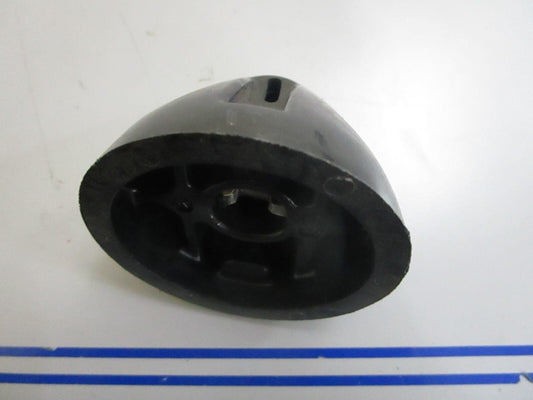 *NEW OEM* 0810 OMC Johnson Evinrude Propeller Cone 380609 0380609