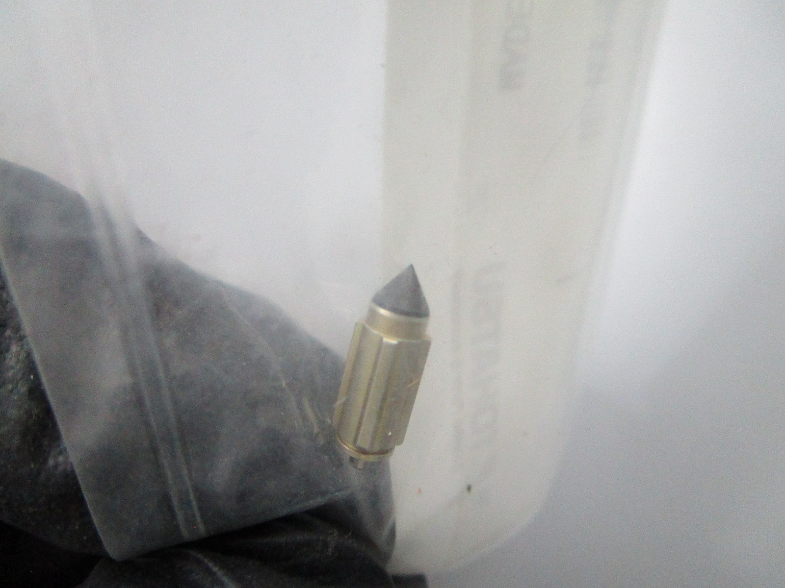 *NEW OEM* 0810 Tohatsu Float Valve 369-03240-0 369032400