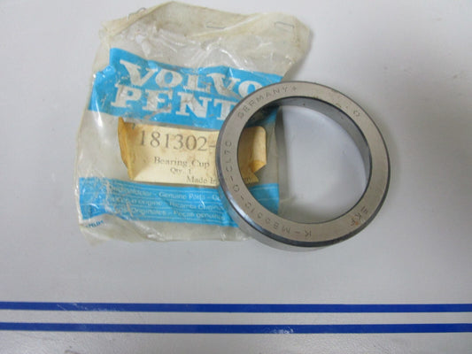 *NEW OEM* 0720 Volvo Penta Bearing Cup 181302