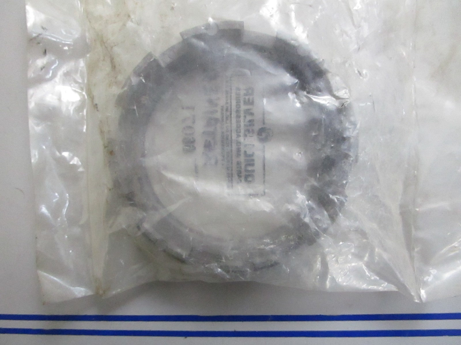 *NEW OEM* 0820 Mercury Quicksilver Retainer 66071