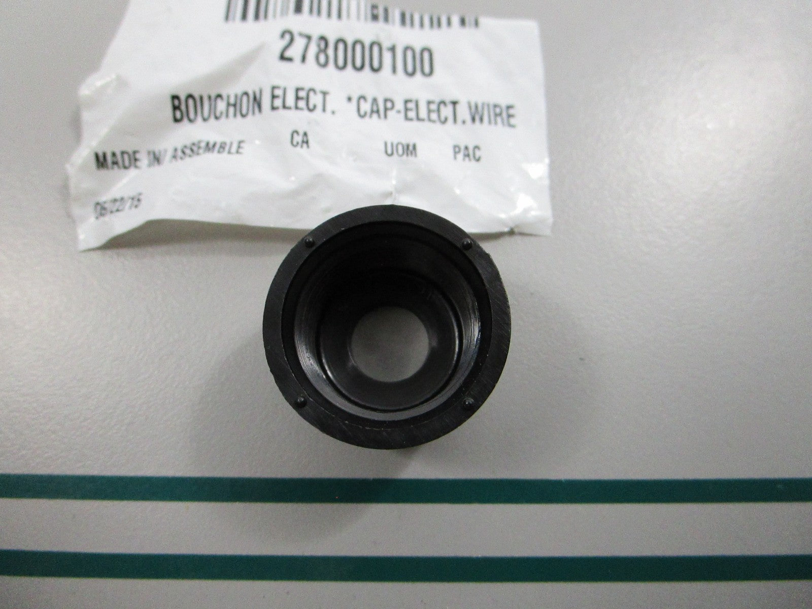 NEW 278000100 Sea-Doo Electric Wire Cap 0810