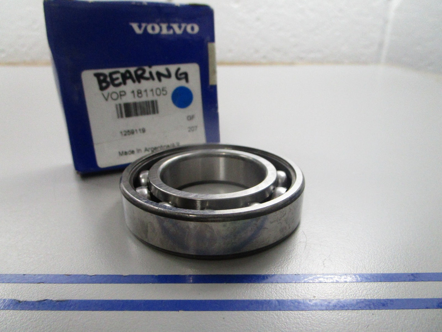 NEW OEM 181105 Volvo Penta Bearing 0810