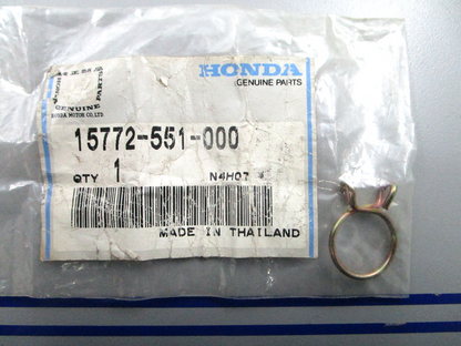 *NEW OEM* 0810 Honda Clip 15772-551-000