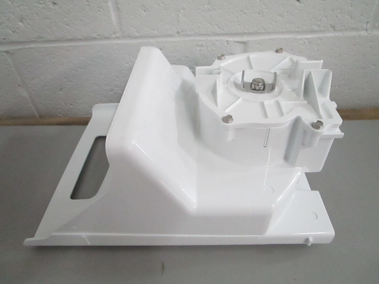 *NEW OEM* 0820 GE Ice Bucket & Motor Kit WR49X10322