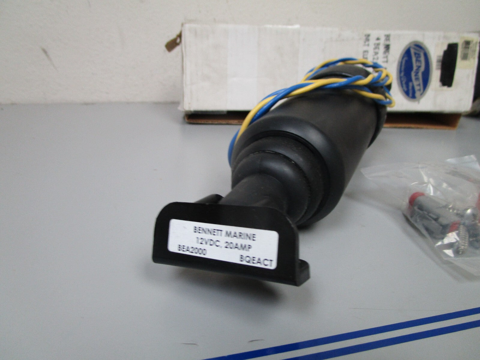 *NEW OEM* 0720 Bennett Marine 12VDC 20amp Bolt Electric Actuator BEA2000