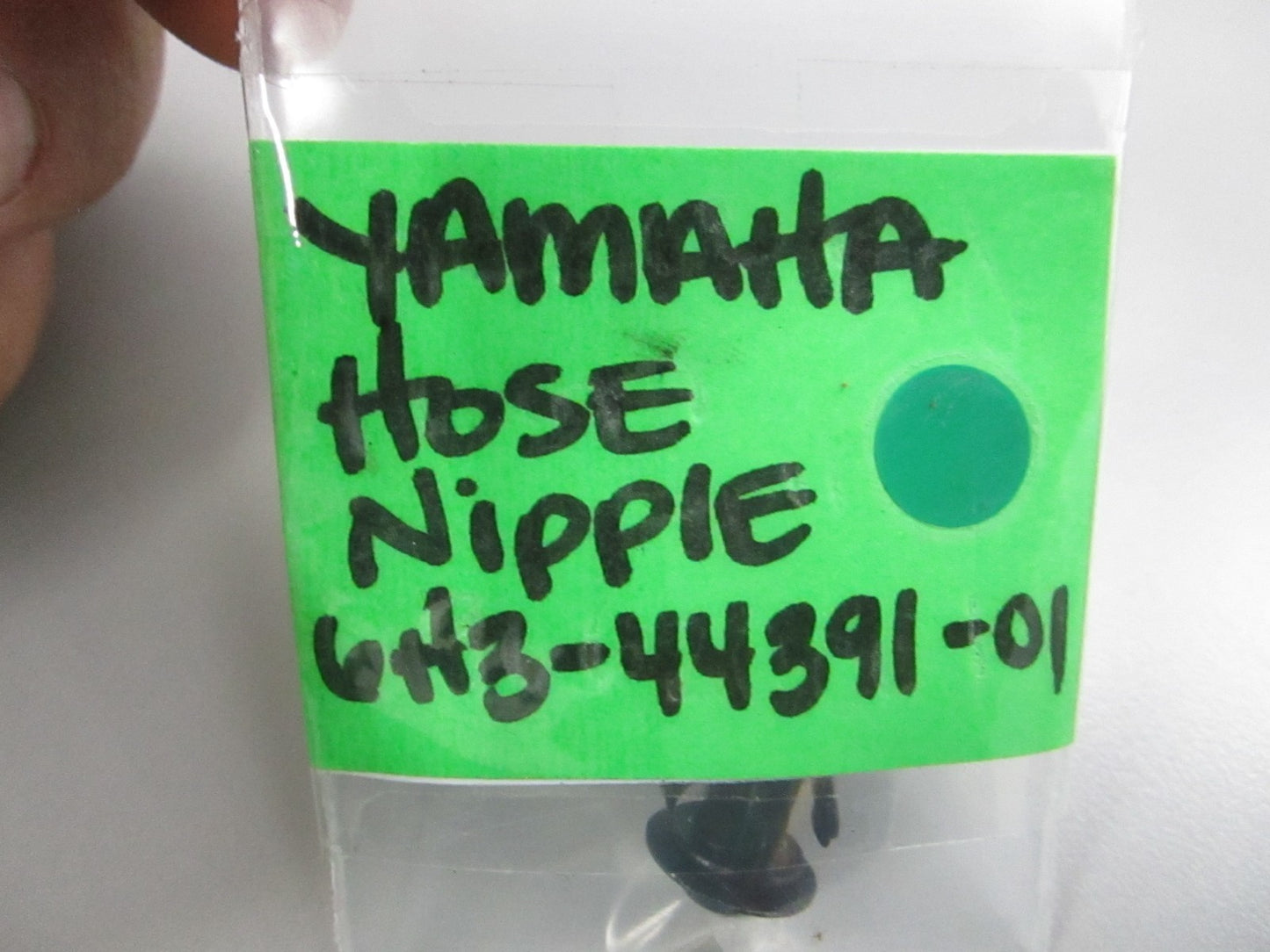 NEW OEM 6H3-44391-01-00 Yamaha Hose Nipple 0810