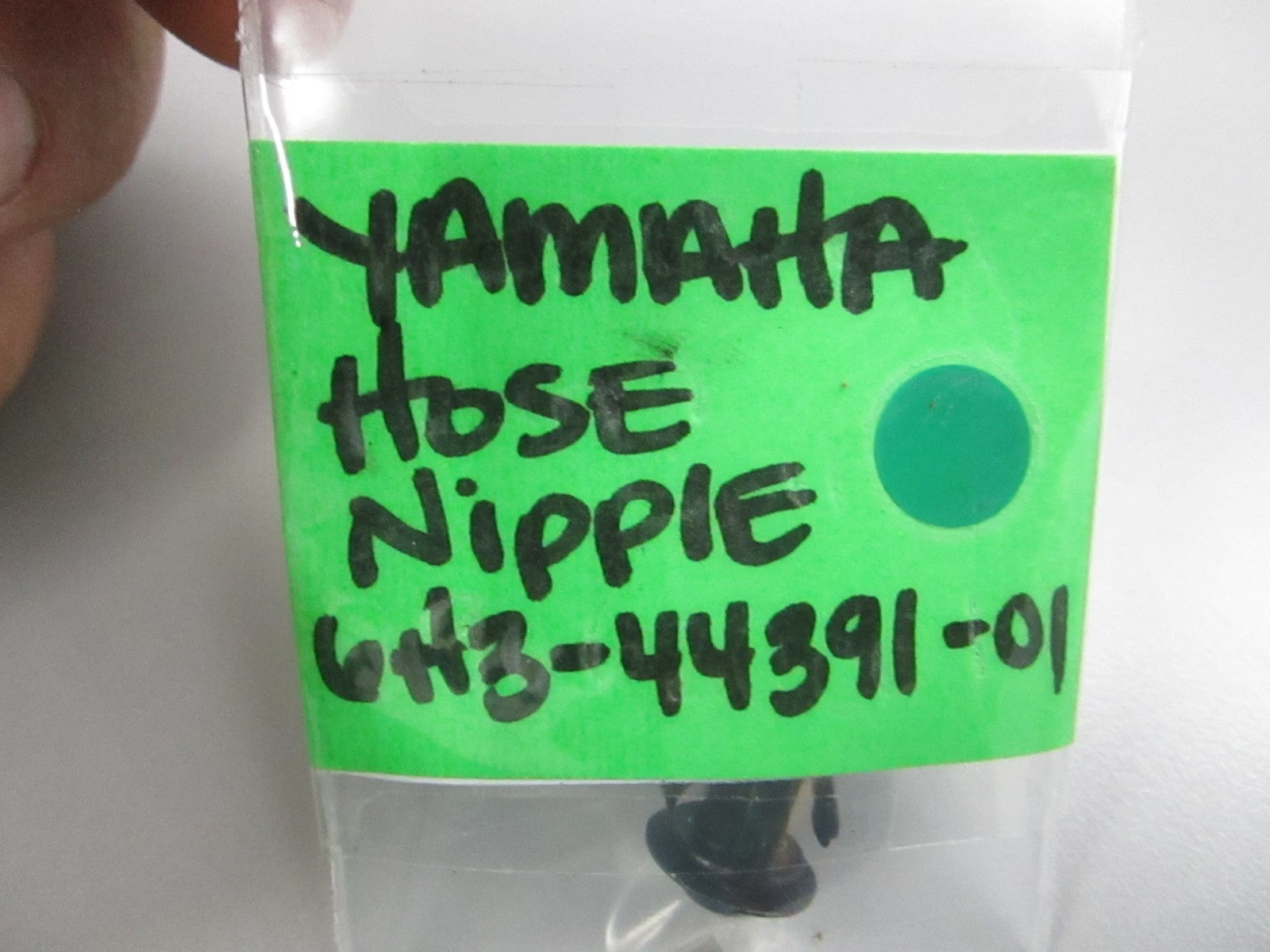 NEW OEM 6H3-44391-01-00 Yamaha Hose Nipple 0810