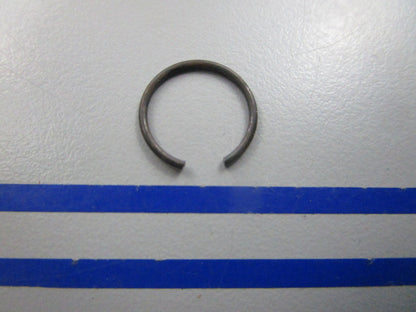 NEW OEM 92036-007 Kawasaki Piston Circlip 0810