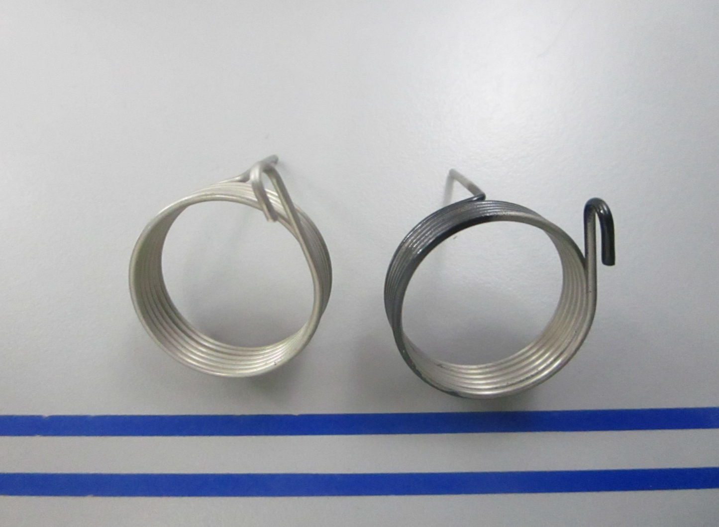 NEW OEM (LOT OF 2) 24-44581 Mercury Quicksilver Spring 0810