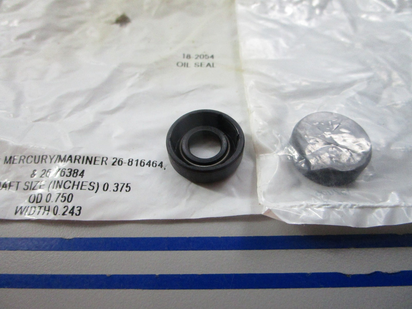 NEW (LOT OF 2) 18-2054 Replaces: 26-816464 26-76384 Sierra Oil Seal 0810