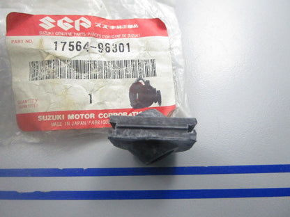 *NEW OEM* 0810 Suzuki Upper Grommet 17564-96301