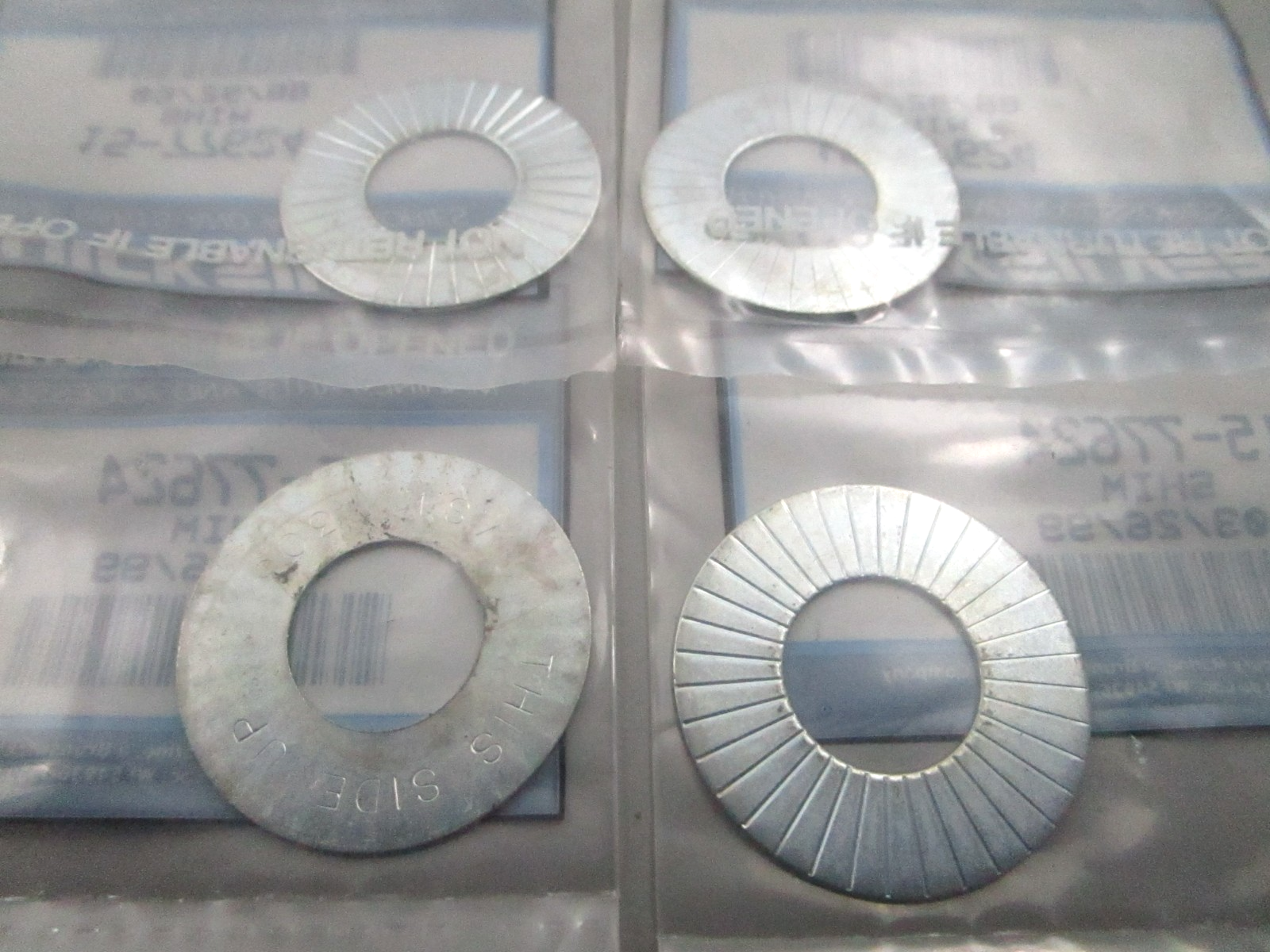 *NEW OEM* (LOT OF 4) 0810 Mercury Quicksilver Shim 15-77624