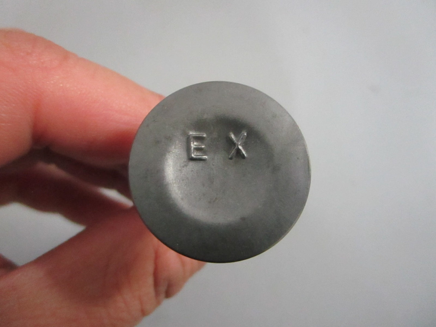 NEW OEM 12912-90001 Suzuki Exhaust Valve 0820