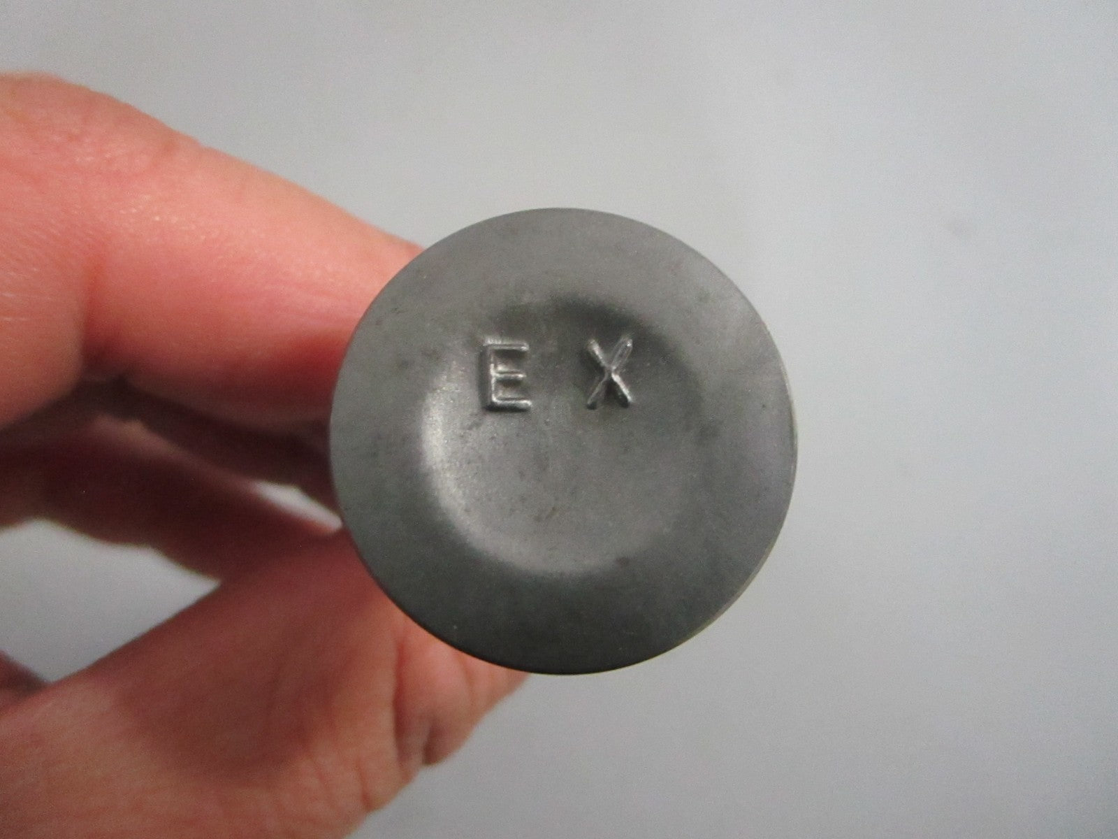 NEW OEM 12912-90001 Suzuki Exhaust Valve 0820