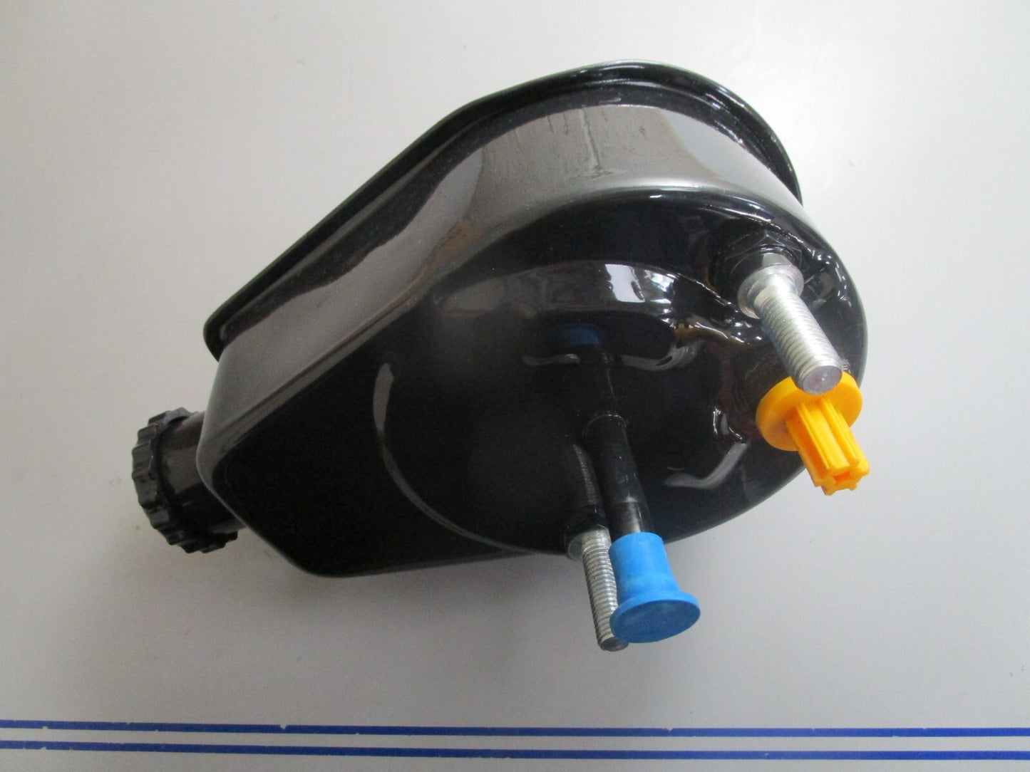 *NEW OEM* 0820 Volvo Penta Steering Pump 3888323