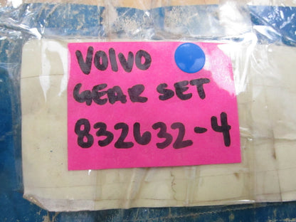 *NEW OEM* 0720 Volvo Penta Gear Set 832632-4