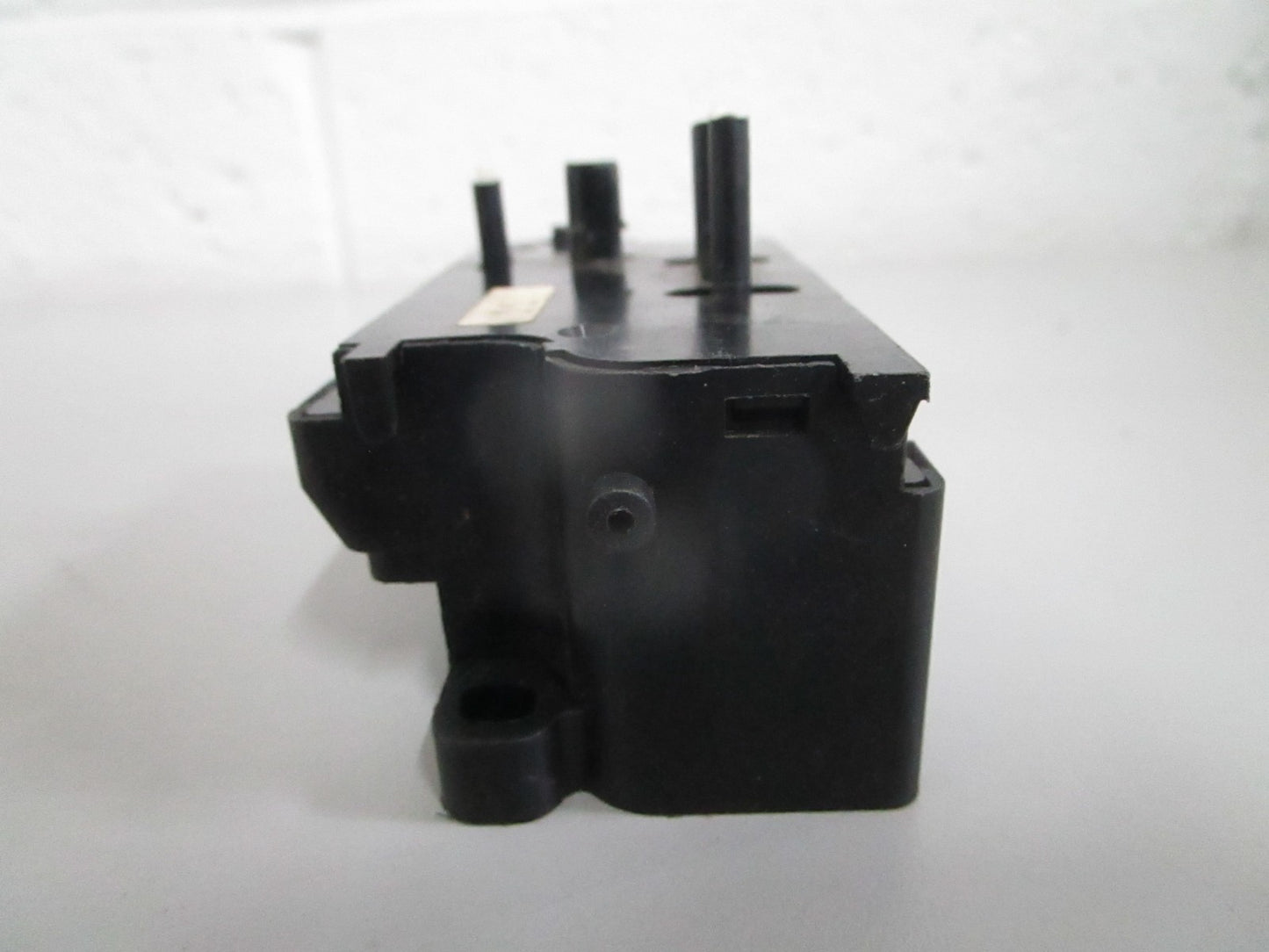NEW OEM 0028205910 Mercedes-Benz Seat Adjustment Switch 0820