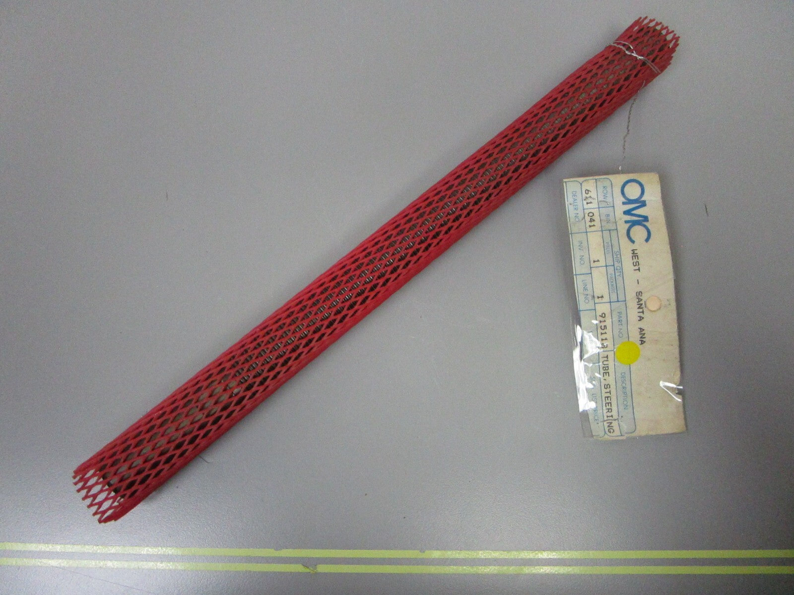 *NEW OEM* 0810 OMC Johnson Evinrude Steering Tube 915118 0915118