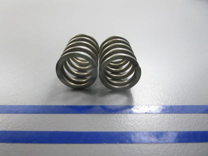 NEW OEM (LOT OF 2) 18153-93110 Suzuki Spring 0810
