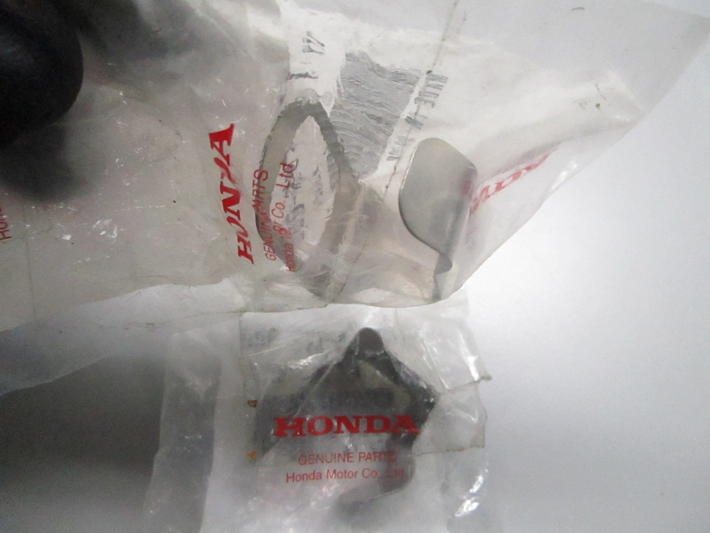 *NEW OEM* (LOT OF 2) 0720 Honda Neutral Switch Plate 35618-ZV5-000
