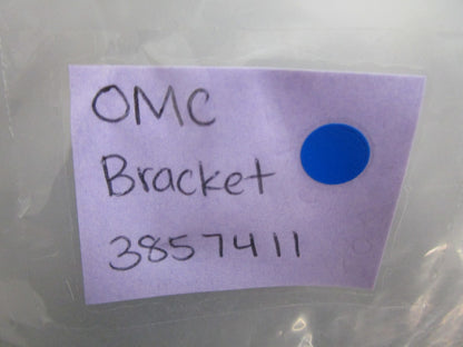 *NEW OEM* 0820 OMC Johnson Evinrude Bracket 3857411