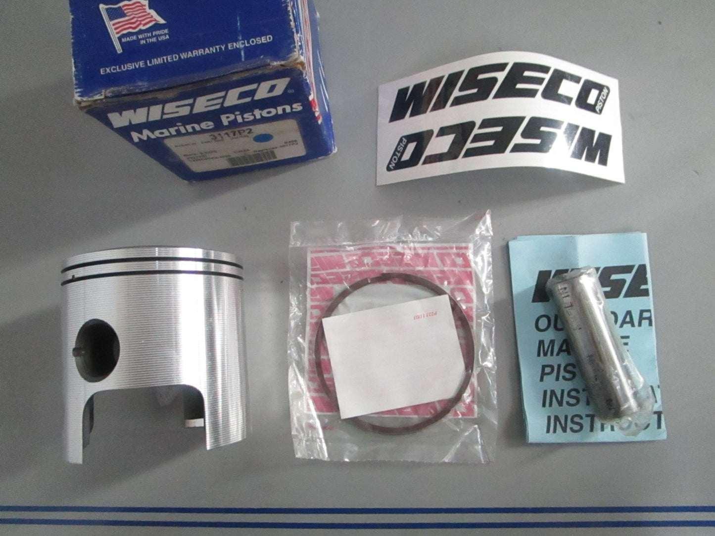 NEW 3117P2 Wiseco Piston Kit For Suzuki Replaces: 3017P2 0820