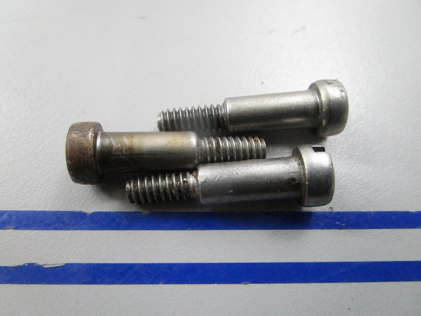 NEW OEM (LOT OF 3) 312831 0312831 OMC Johnson Evinrude Screw 0810