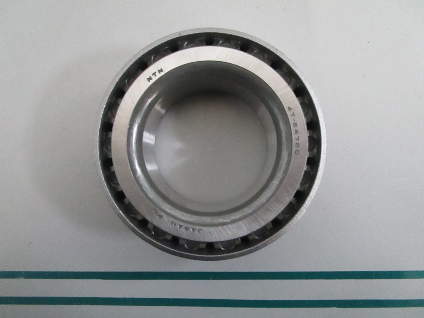NEW OEM 4T-24780 NTN Tapered Roller Bearing 0820