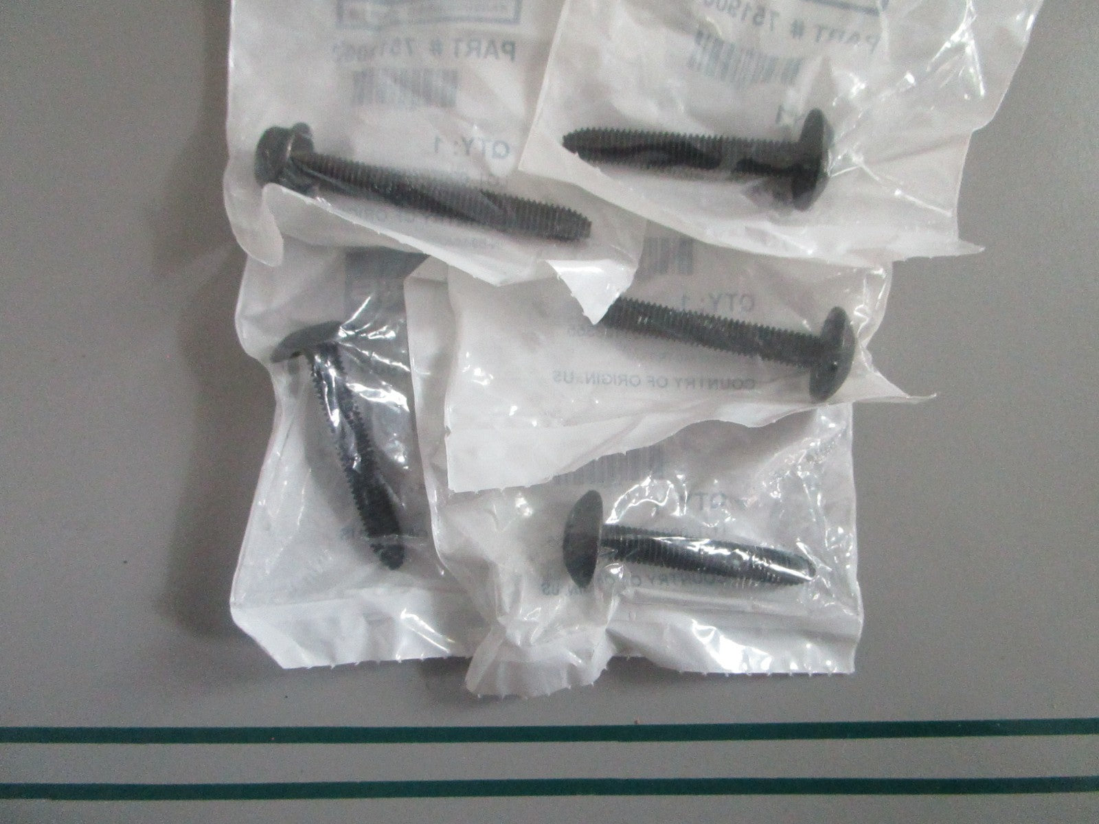 NEW OEM (LOT OF 5) 7519001 Polaris Screw 0820