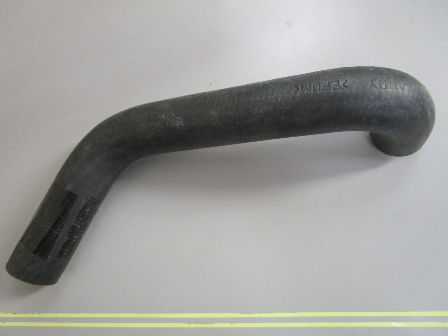 *NEW OEM* 0820 Volvo Penta Hose 3856251
