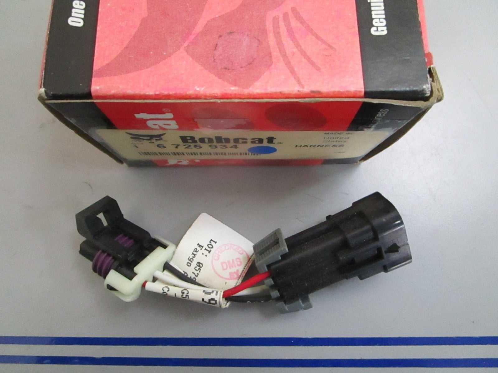 *NEW OEM* 0820 Bobcat Harness 6725934