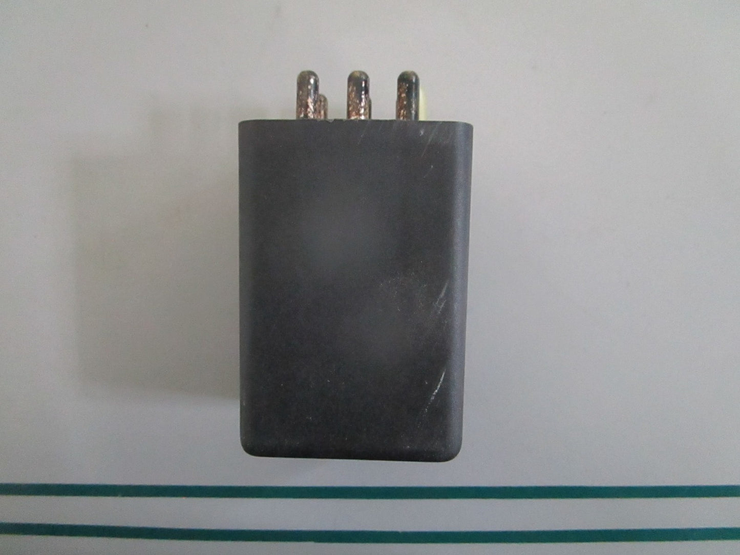 NEW OEM 0015450605 Mercedes-Benz Fuel Pump Relay 0820