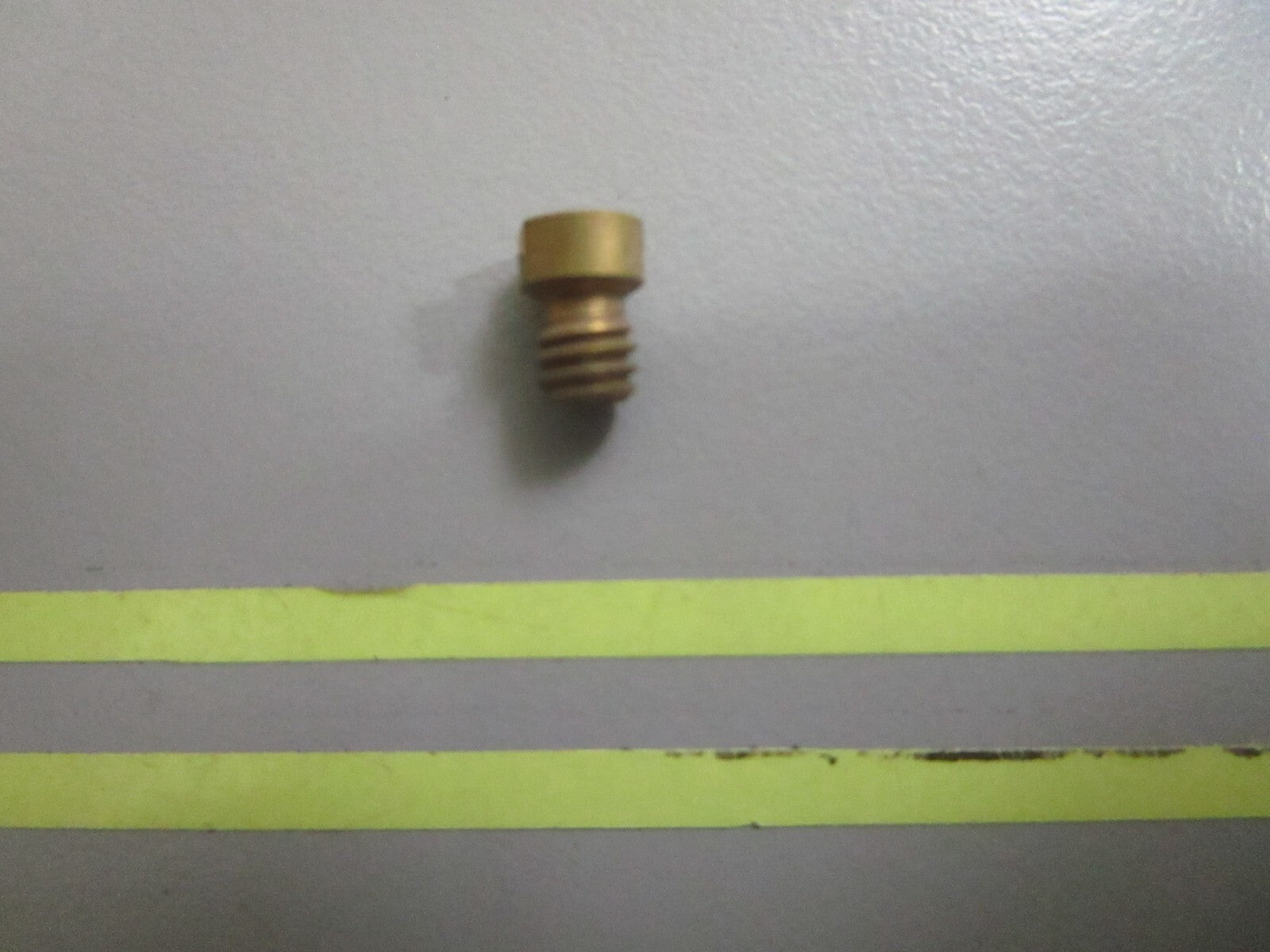 *NEW OEM* 0810 OMC Johnson Evinrude .040 Orifice 327745 0327745