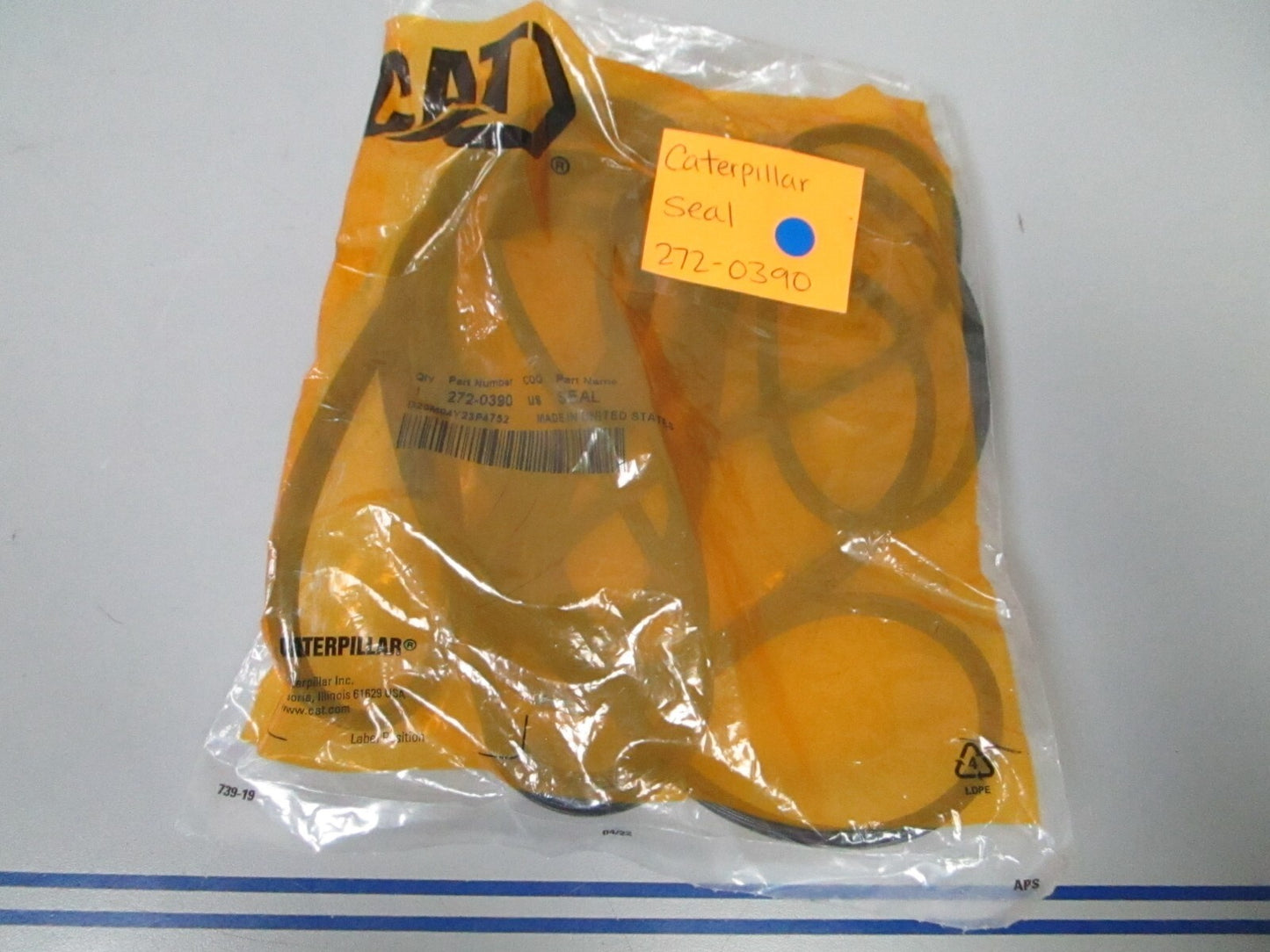 *NEW OEM* 0720 CAT Caterpillar Seal 272-0390
