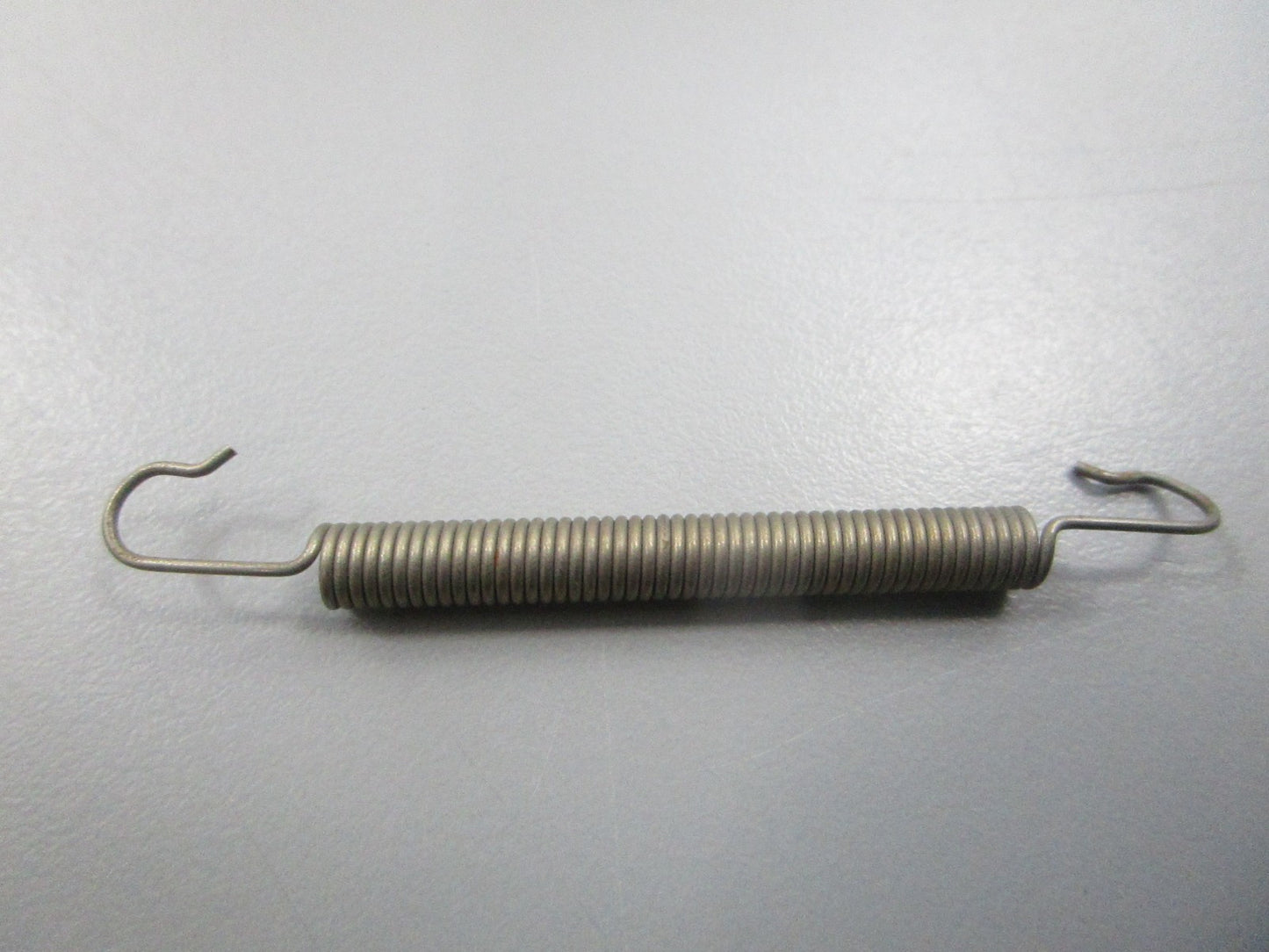 NEW OEM 314043 0314043 OMC Johnson Evinrude Spring 0810