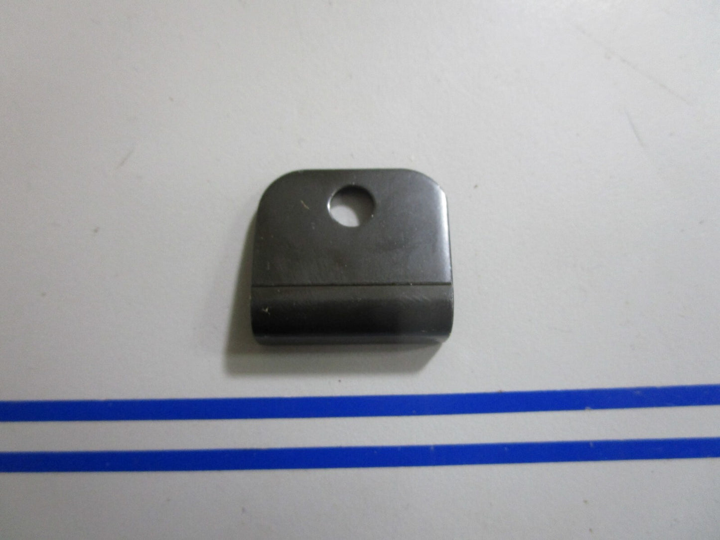 *NEW OEM* 0810 Mercury Quicksilver Retainer 826742