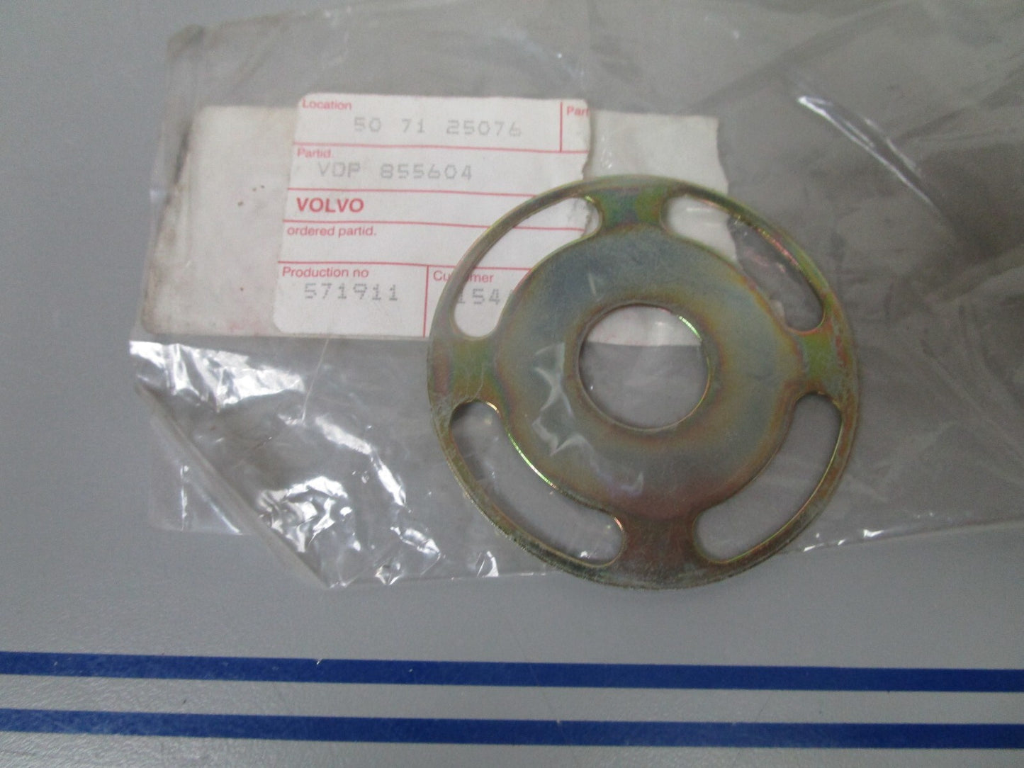 *NEW OEM* 0810 Volvo Penta Washer 855604