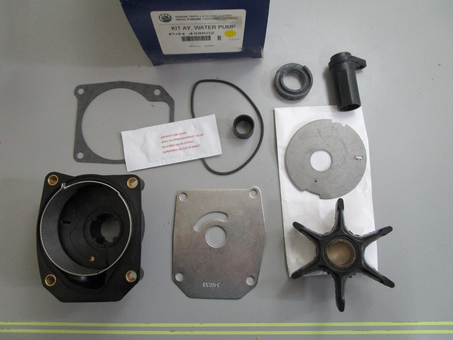 *NEW OEM* 0820 OMC Johnson Evinrude Water Pump Kit 438602 0438602