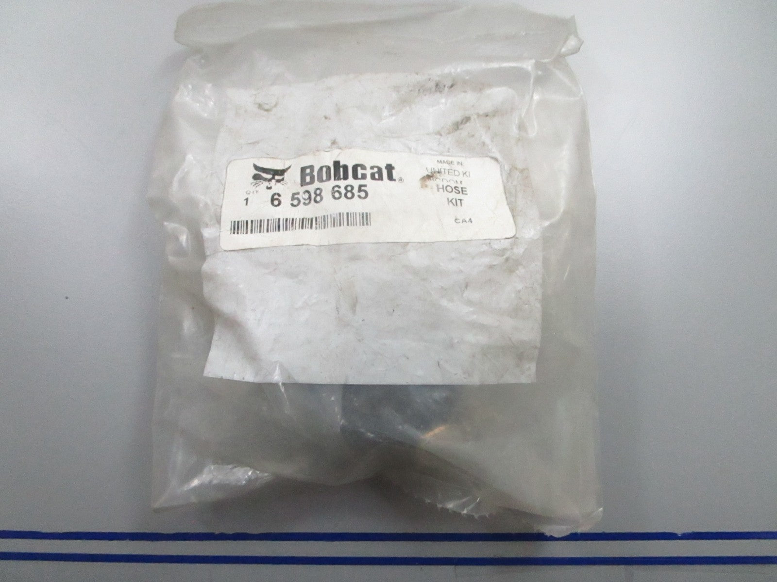 *NEW OEM* 0810 Bobcat Hose Kit 6598685