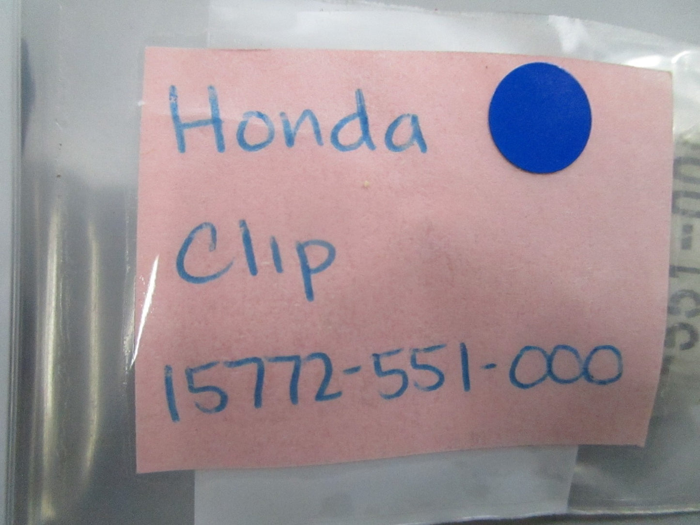 *NEW OEM* 0810 Honda Clip 15772-551-000