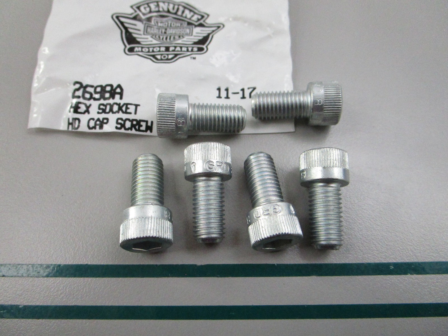 NEW OEM (LOT OF 6) 2698A Harley Davidson Screw 0810