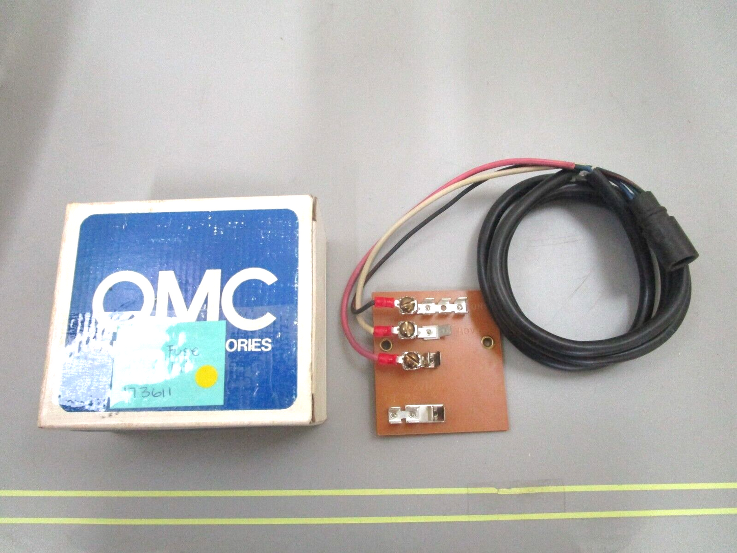 *NEW OEM* 0750 OMC Johnson Evinrude WIRING FUSE BLACK KIT 173611 0173611