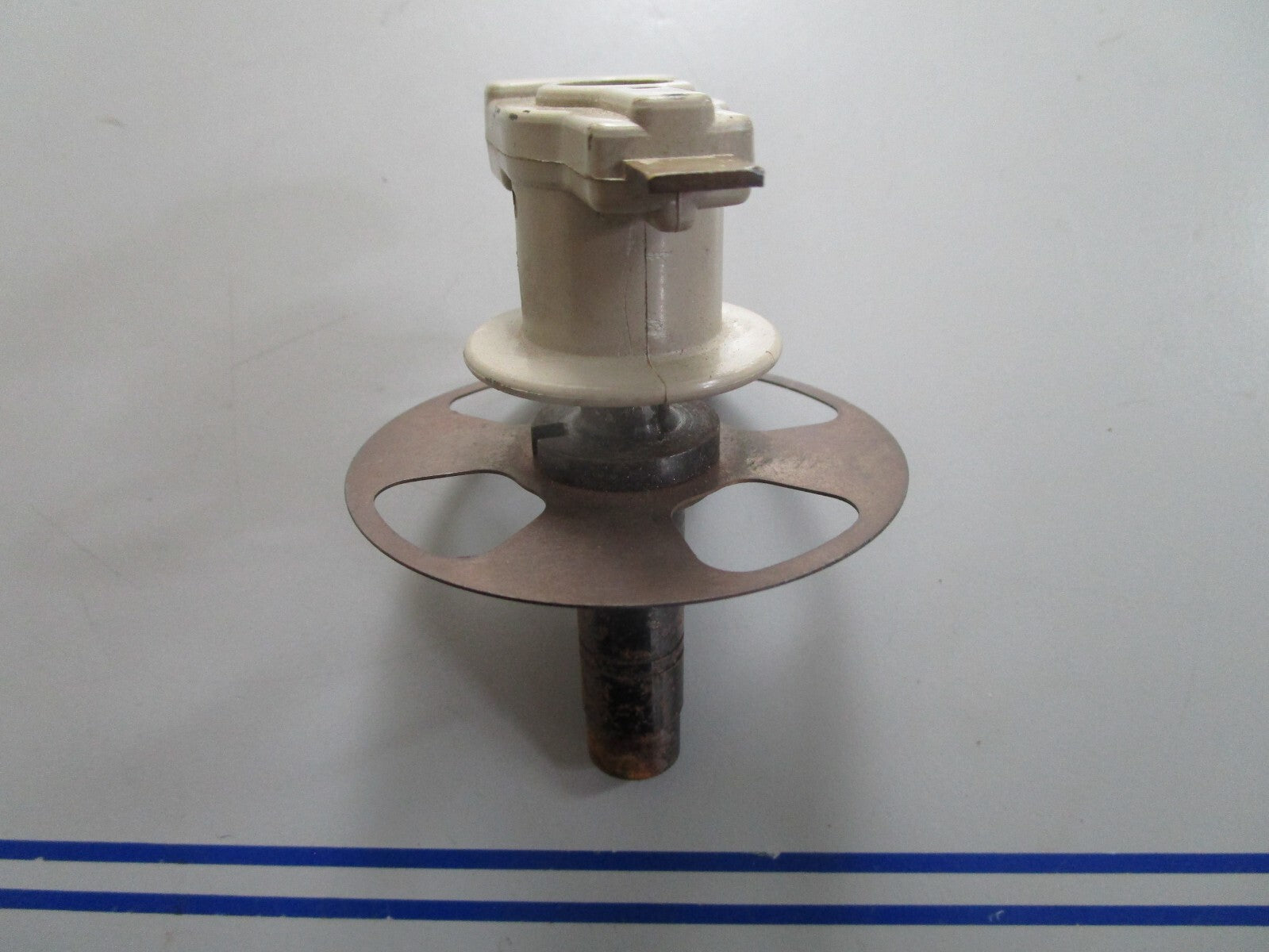 *NEW OEM* 0820 Mercury Quicksilver Rotor Shaft Assy 393-2921A5