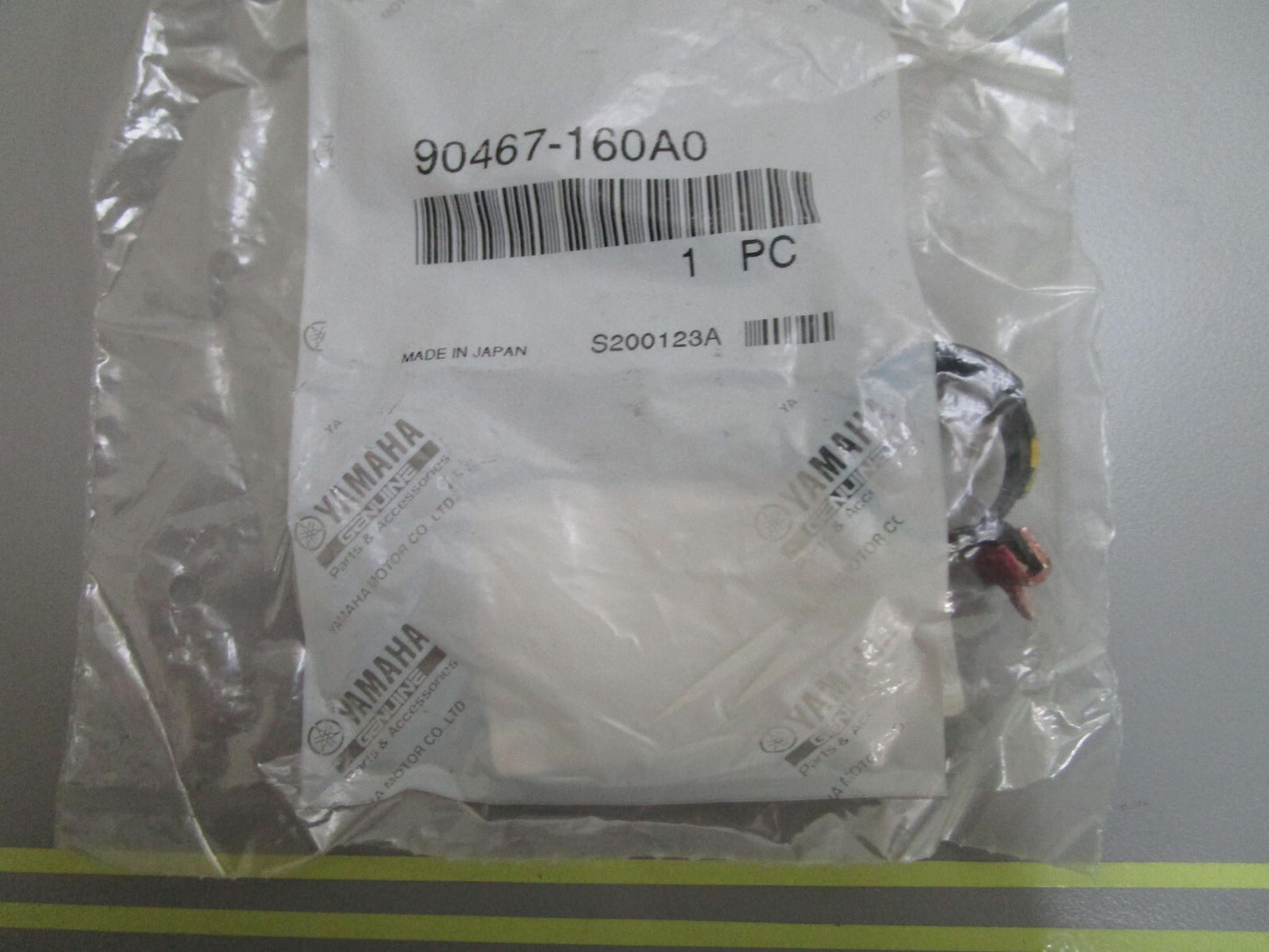 *NEW OEM* 0810 Yamaha Clip 90467-160A0-00