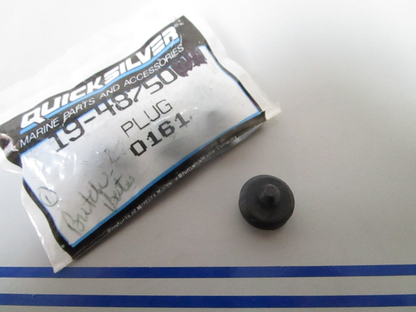 NEW OEM 19-48750 Mercury Quicksilver Plug 0810
