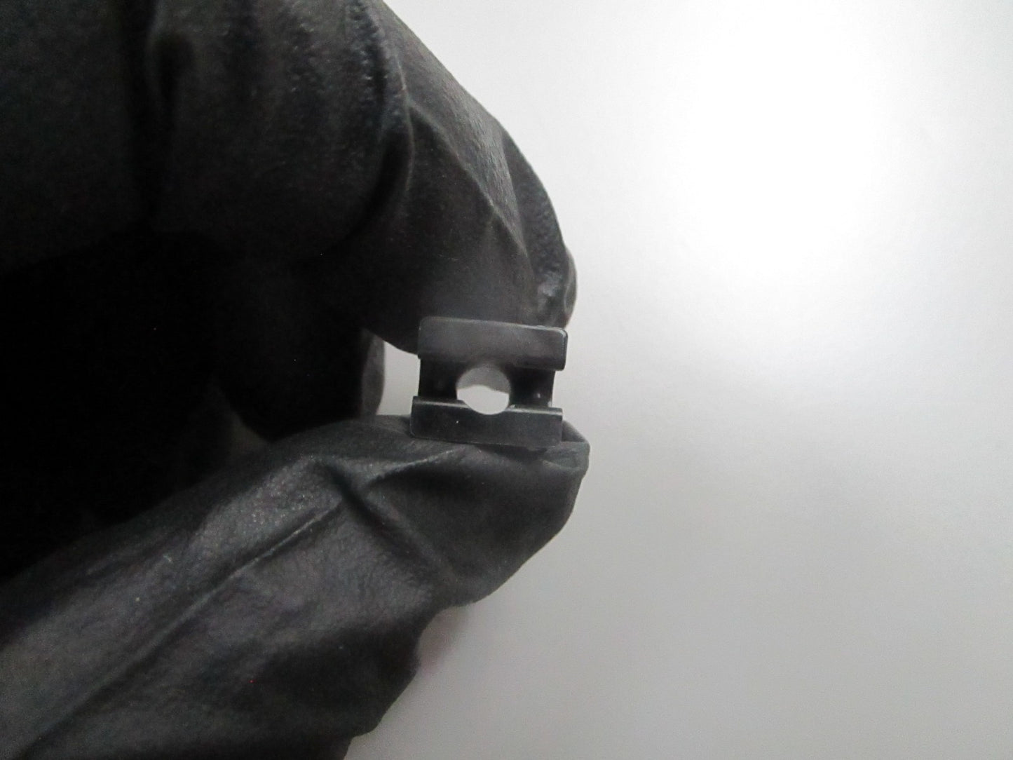 *NEW OEM* 0810 OMC Johnson Evinrude Retainer 341304 0341304