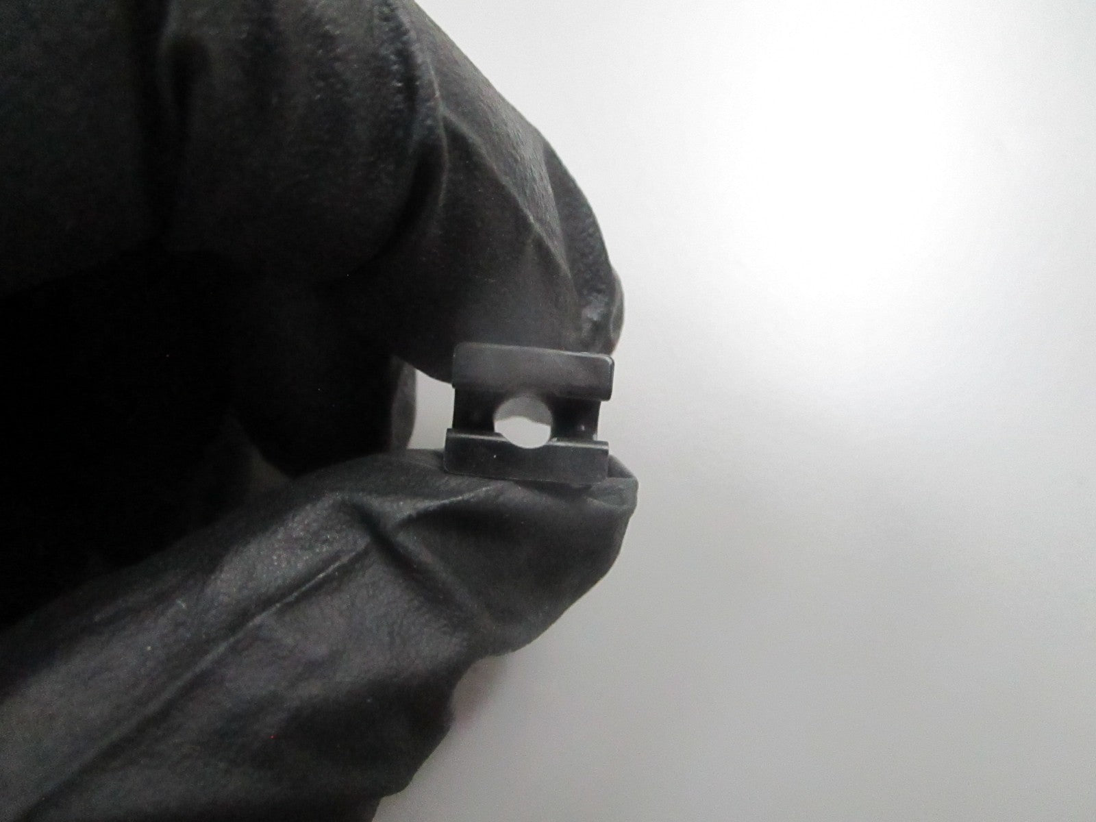 *NEW OEM* 0810 OMC Johnson Evinrude Retainer 341304 0341304