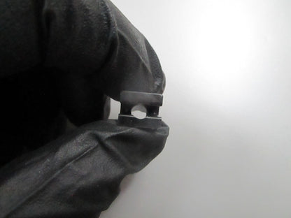 *NEW OEM* 0810 OMC Johnson Evinrude Retainer 341304 0341304