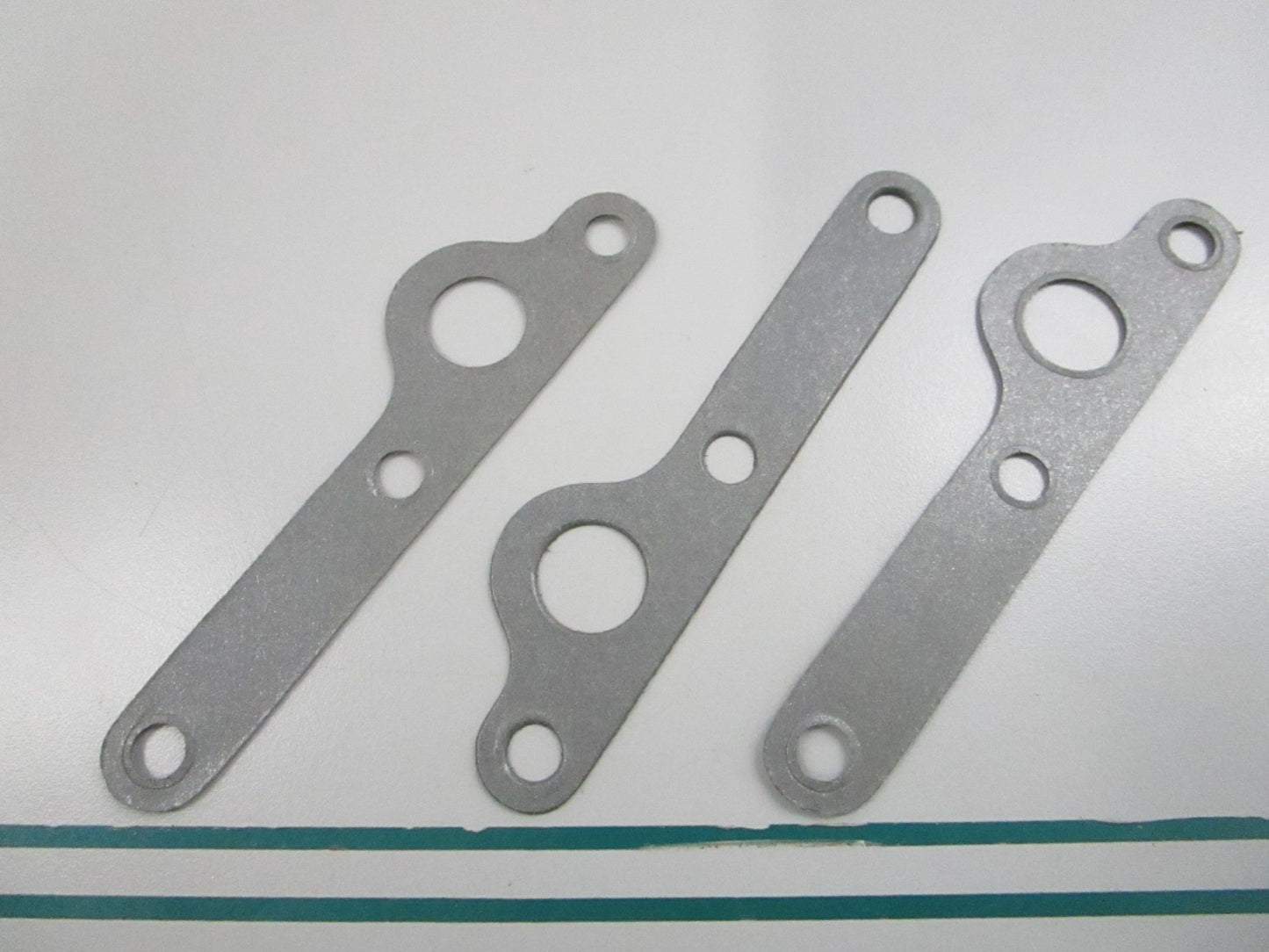 NEW OEM (LOT OF 3) 332999 0332999 OMC Johnson Evinrude Gasket 0810